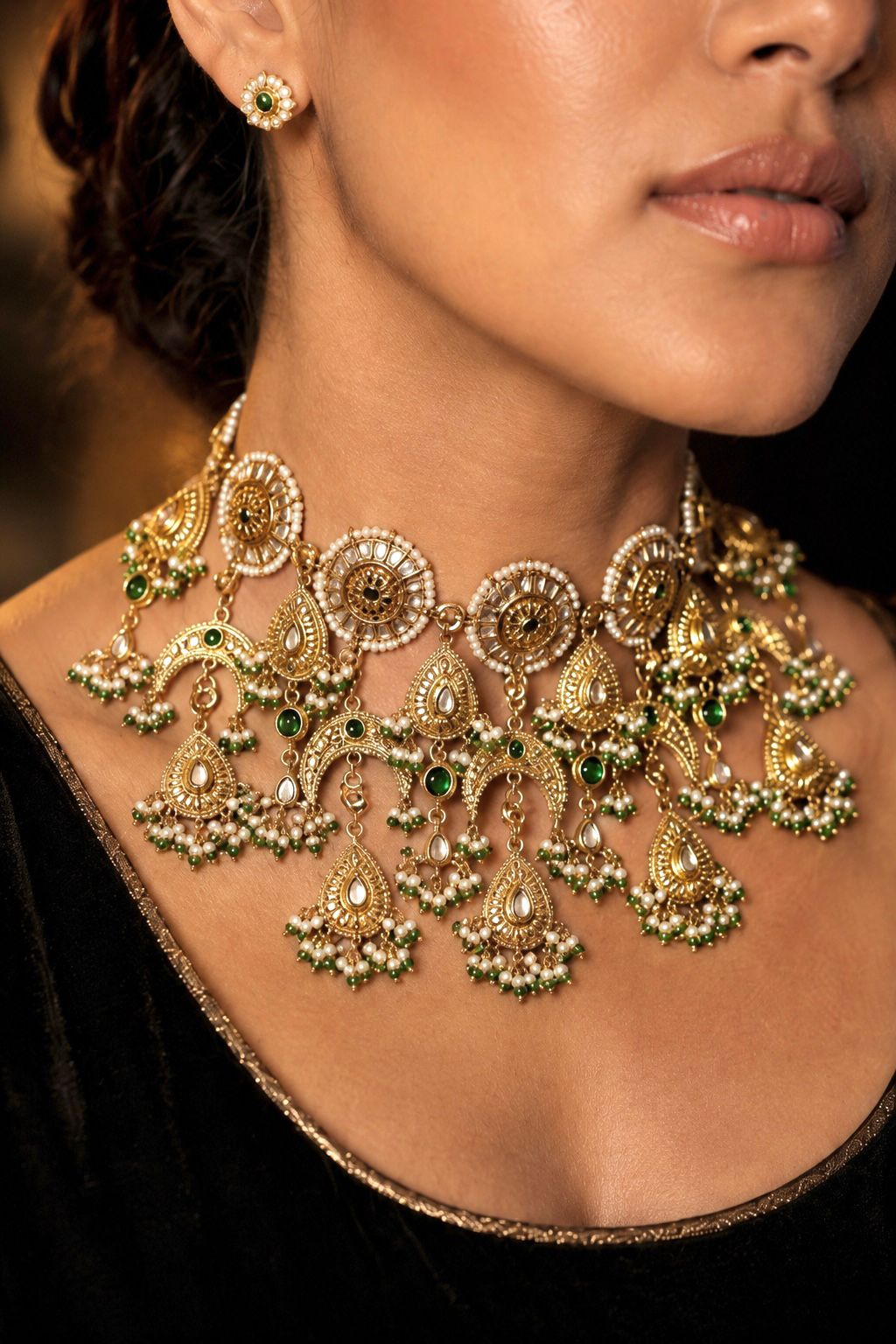 Statement Antique Gold & White Green Kundan Necklace