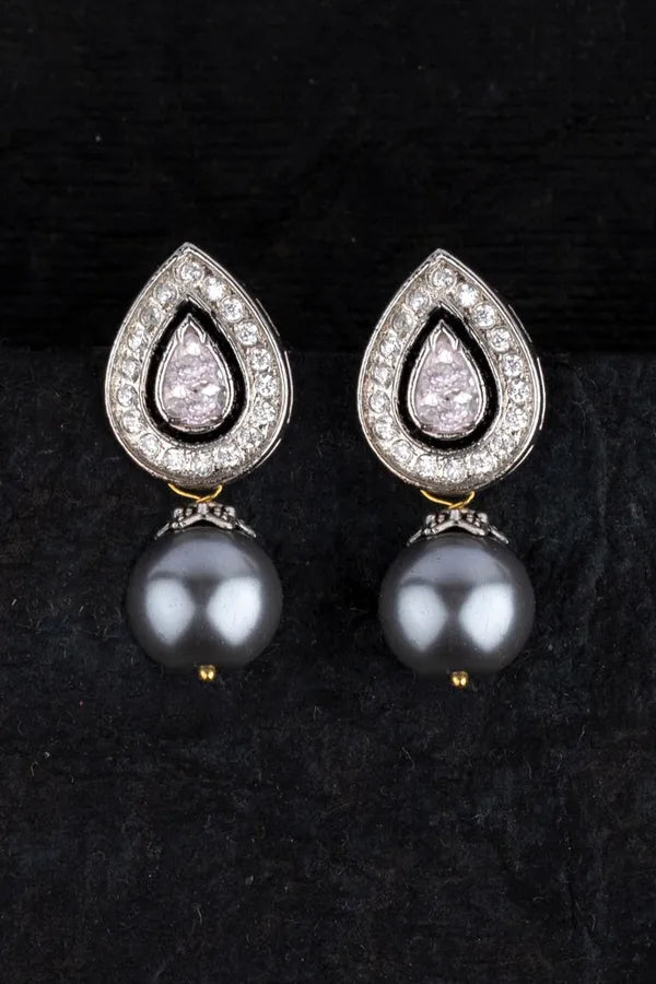 Drop Zirconia Grey Pearl Studs