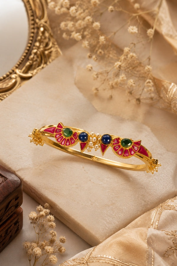 Gold Finish Ethnic Kundan Bangle Bracelet