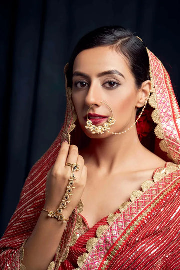 White Pearls & Kundan Nath