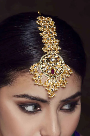 Gold Finish Pearl Kundan Thick Biya Maang Tikka