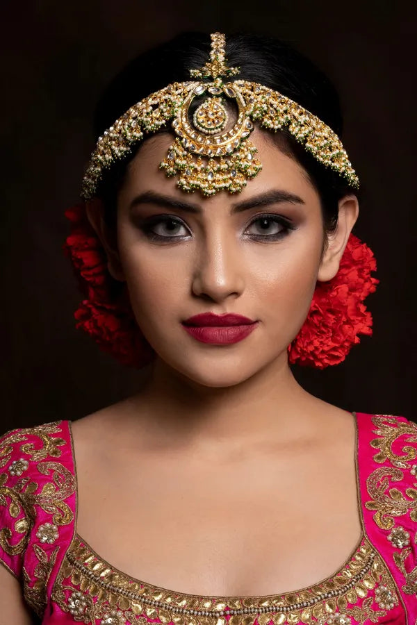 Statement Pearl & Kundan MathaPatti