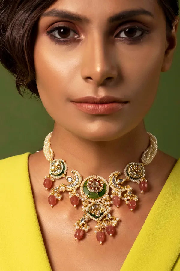 Green Centre Pale Pink Drops Choker Necklace