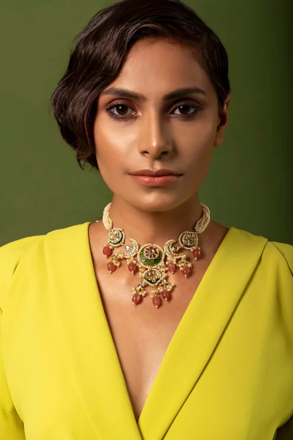 Green Centre Pale Pink Drops Choker Necklace