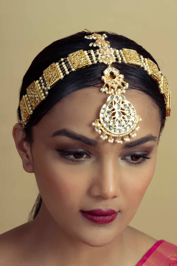 Statement Kundan Bridal Mathapatti With Pearl Drops