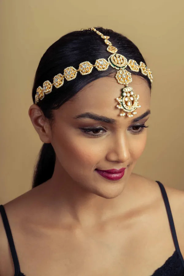Gold Kundan & Pearls Mathapatti