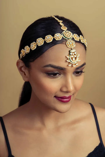 Gold Kundan & Pearls Mathapatti