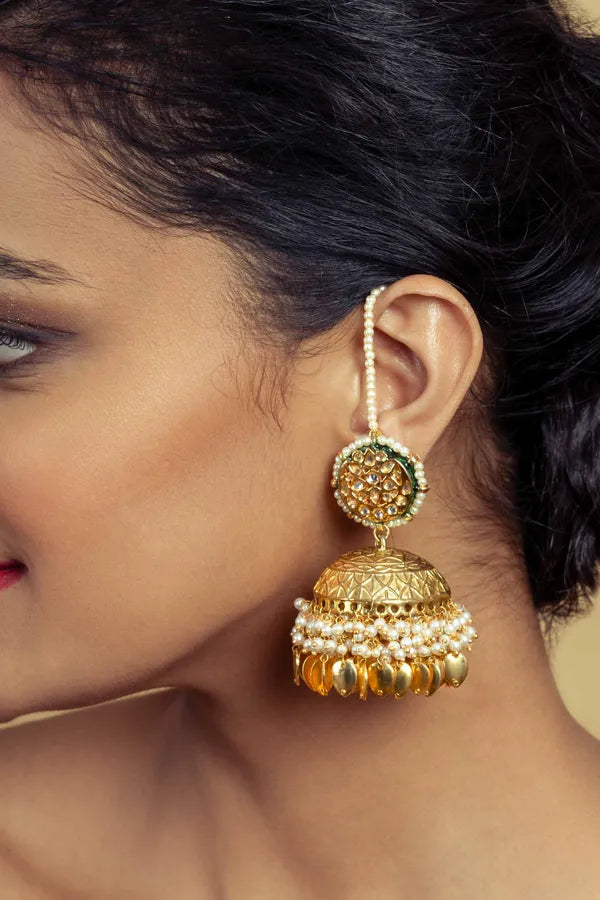 Gold Kundan Pipalpatti & Pearls Jhumki