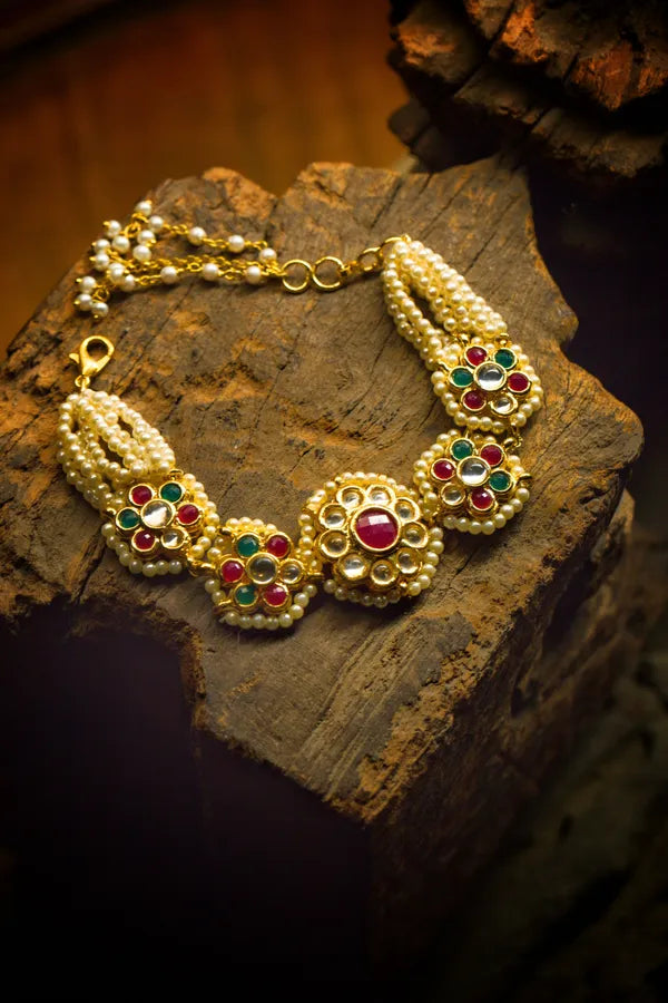Red & Green Kundan Pearls Bracelet