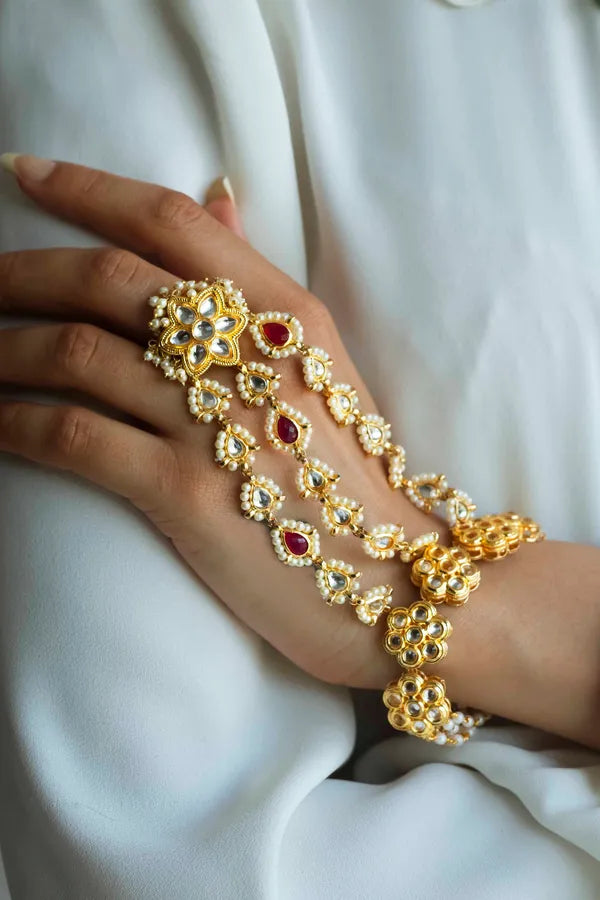 Gold & Red Kundan Flower Haathphool
