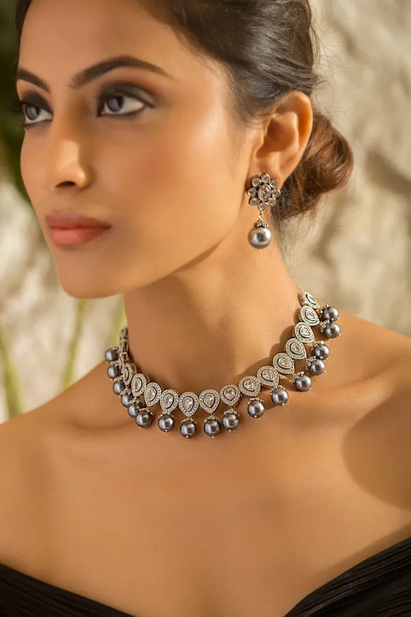 Silver Zirconia Necklace With Grey Pearl