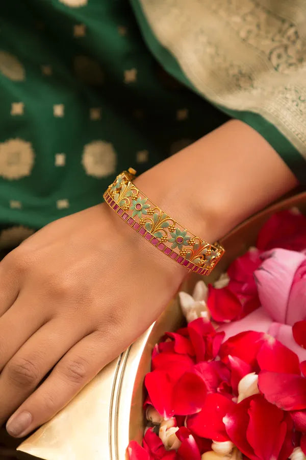 Red Kundan Mint Green Kada