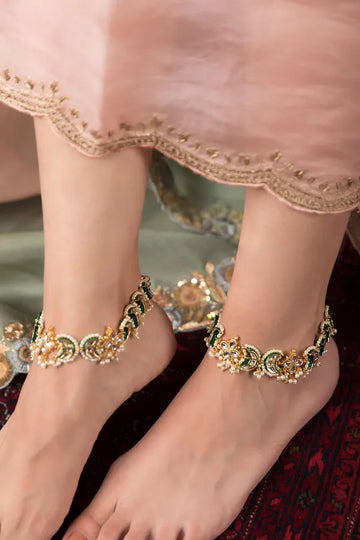 White Kundan Chand Pearls Drops Anklet