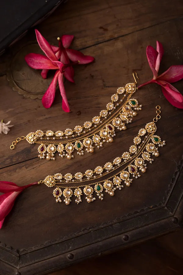 Gold Finish Red Green Kundan Biya Kaan Saharas With Pearls