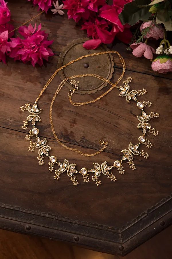 White Kundan Round & Petal Pearls Necklace