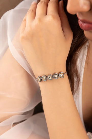 Triangle Zircon Grey Pearl Bracelet