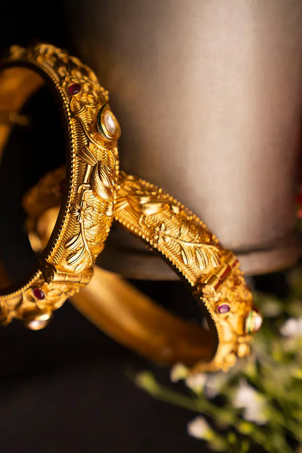 Gold & White Kundan Kada