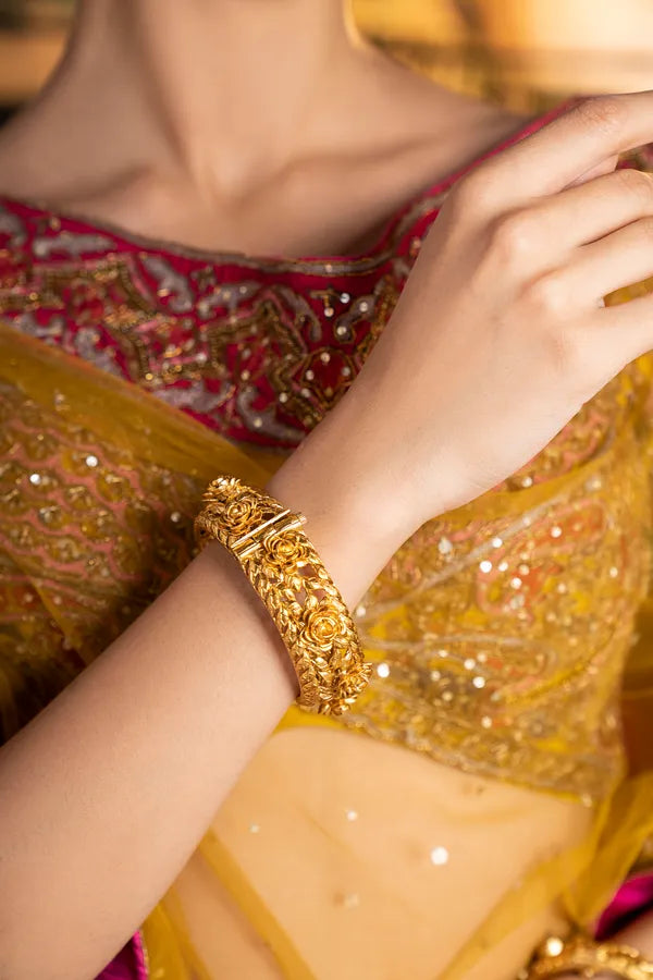 Golden Flower Kada