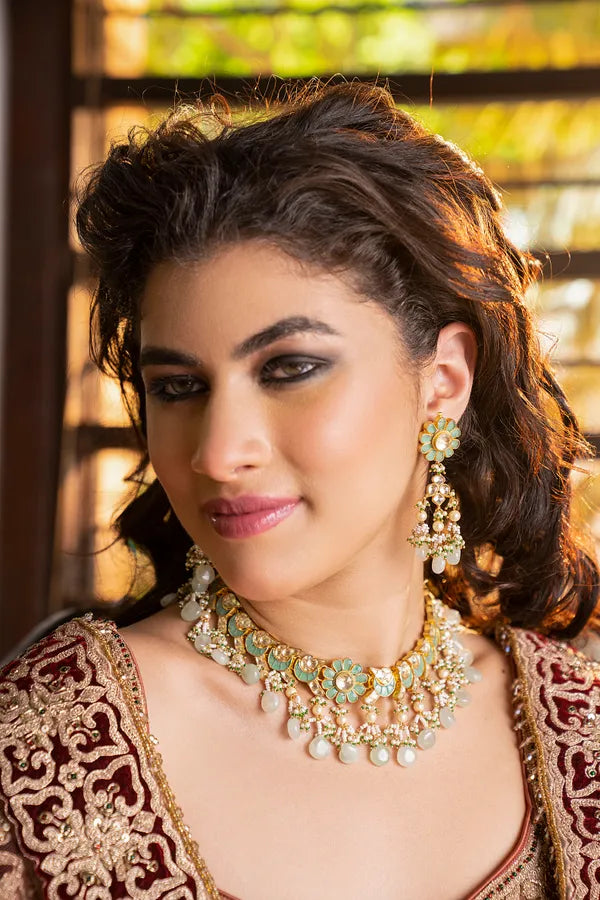 Mint Green Kundan Flower Chand Necklace