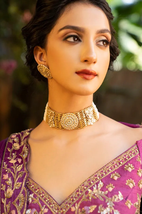 Statement Gold & White Kundan Round Center Choker Necklace