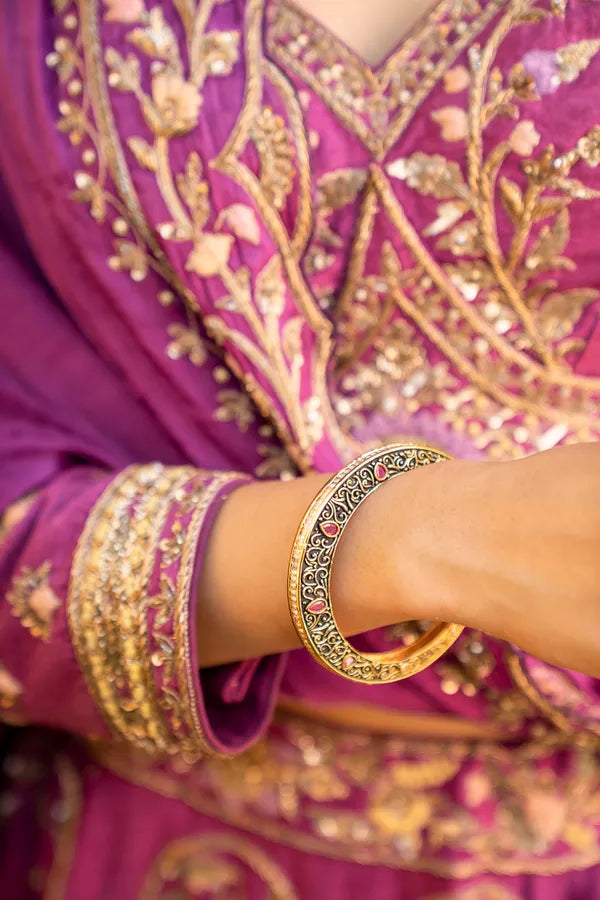 Pink Kundan Black Meenakari Kada