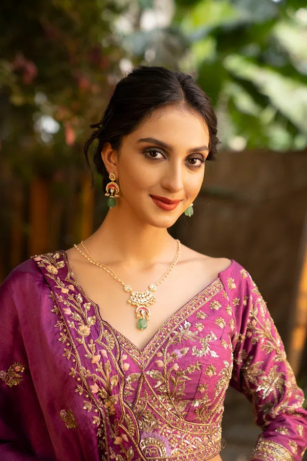 Gold Finish Red Chand Green Drop Kundan Pendant Necklace
