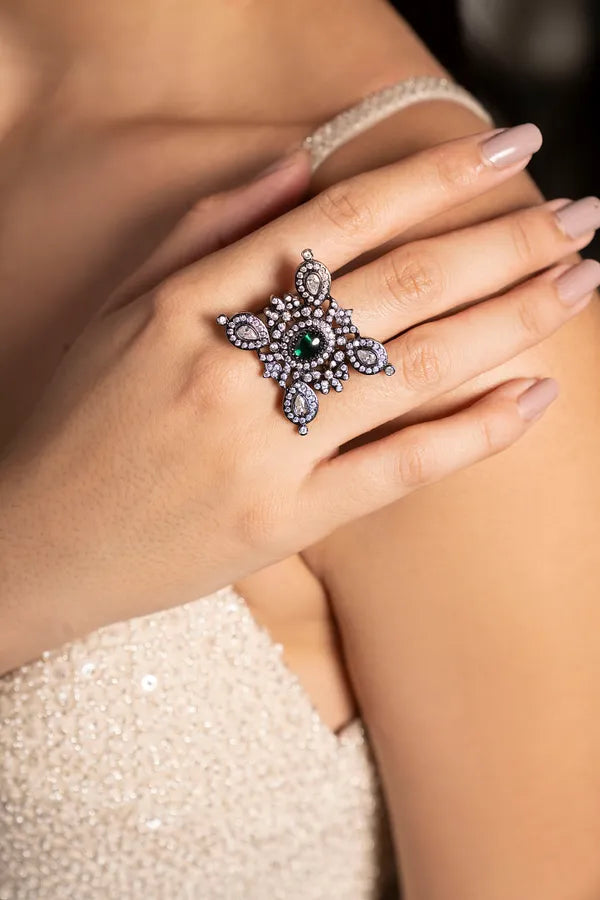 Green Center Zircon Ring