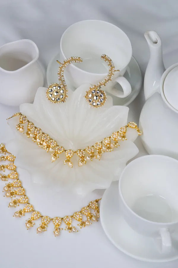 Golden White Pearl Kundan Biya Kaan Sahara