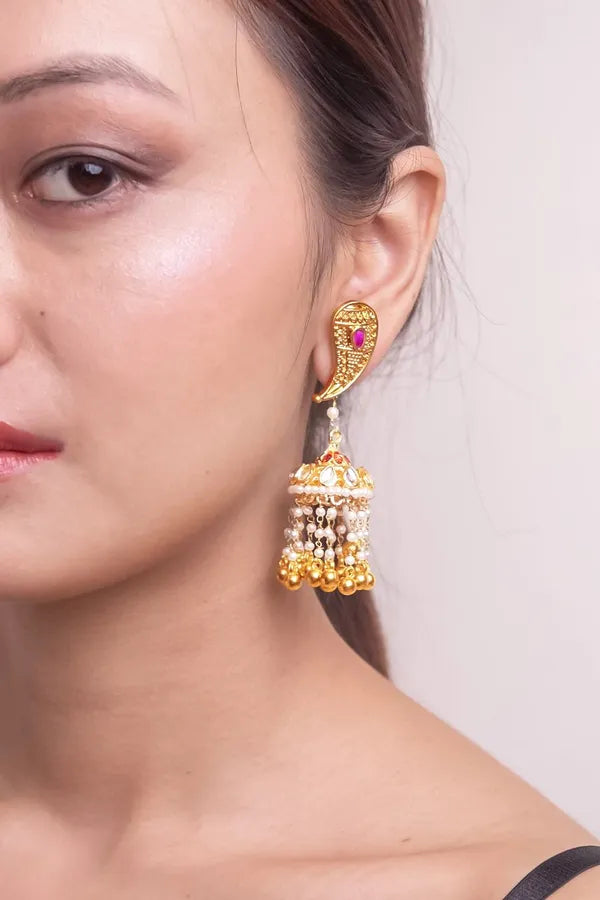Pink Kundan Gold Jhumki With Gold Beads