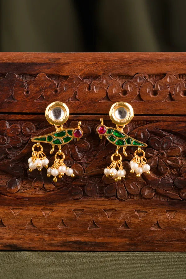 Ethnic Red & Green Kundan Studs