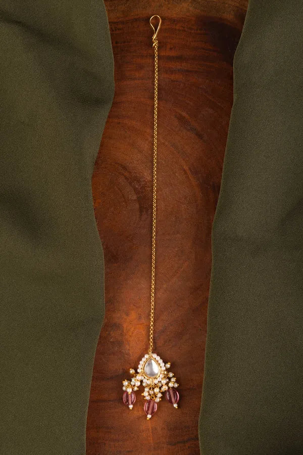 Gold Finish Tourmaline Kundan Maang Tikka