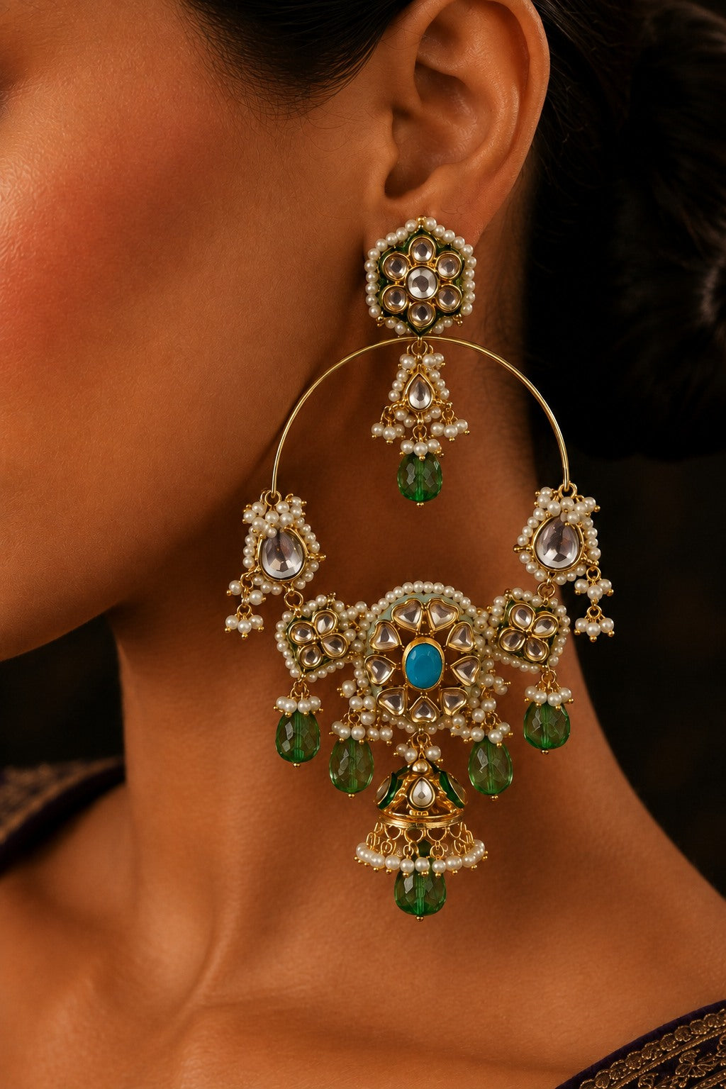 Textured Pale Green Kundan Chandbali Earrings