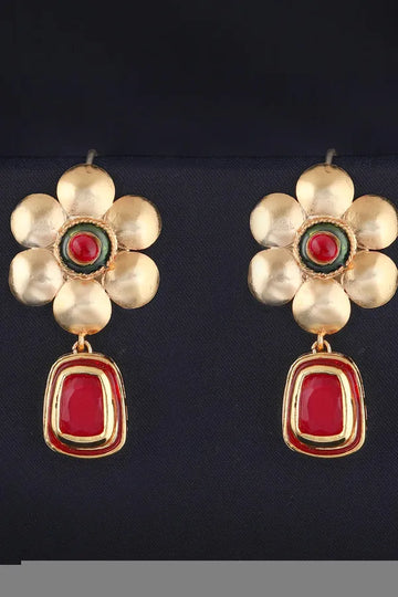 Red Kundan Gold Finish Floral Motif Earrings