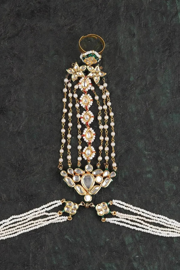 White Pearl & Kundan Multi Pearl String Haathphool