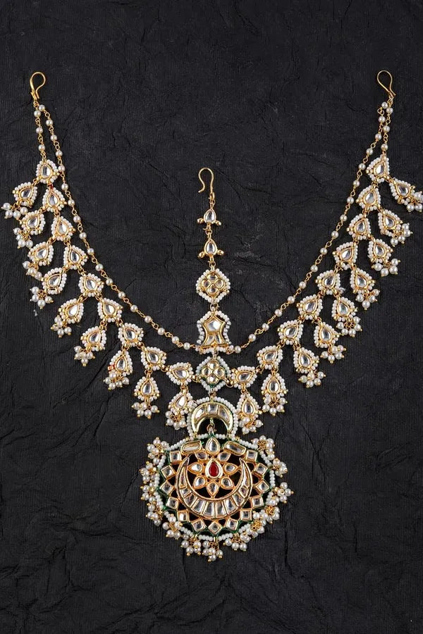 Ornate Red Kundan with Pearls Mathapatti