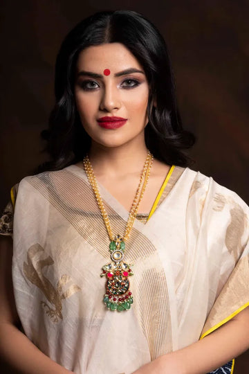 Red Green Blue Exotic Vibes Kundan Necklace