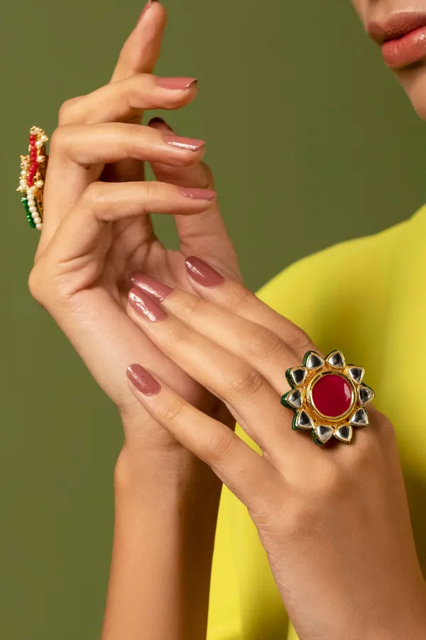 Red Star Motif Kundan Cocktail Ring