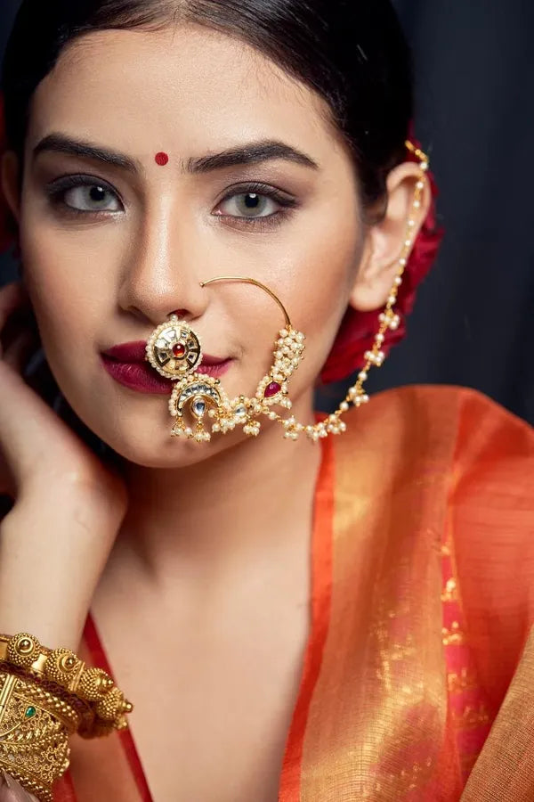 Gold Finish Red Centre Chakra Kundan Nath (Piercing)