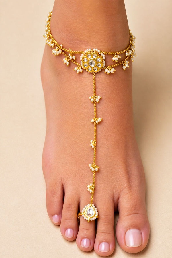 Kundan Flower With Golden Chain Anklet